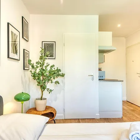 Le Basalte - Confortable Avec Parking Prive Apartamento Oullins